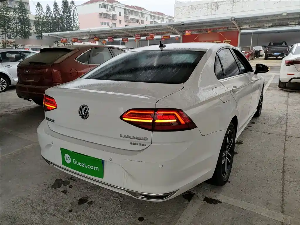 Volkswagen Lamando 2021 Facelift 280TSI DSG Comfort Edition фото 7