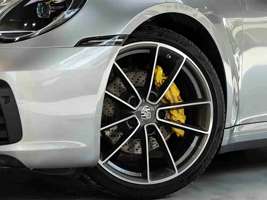 Porsche 911 2023 Carrera 3.0T фото 11