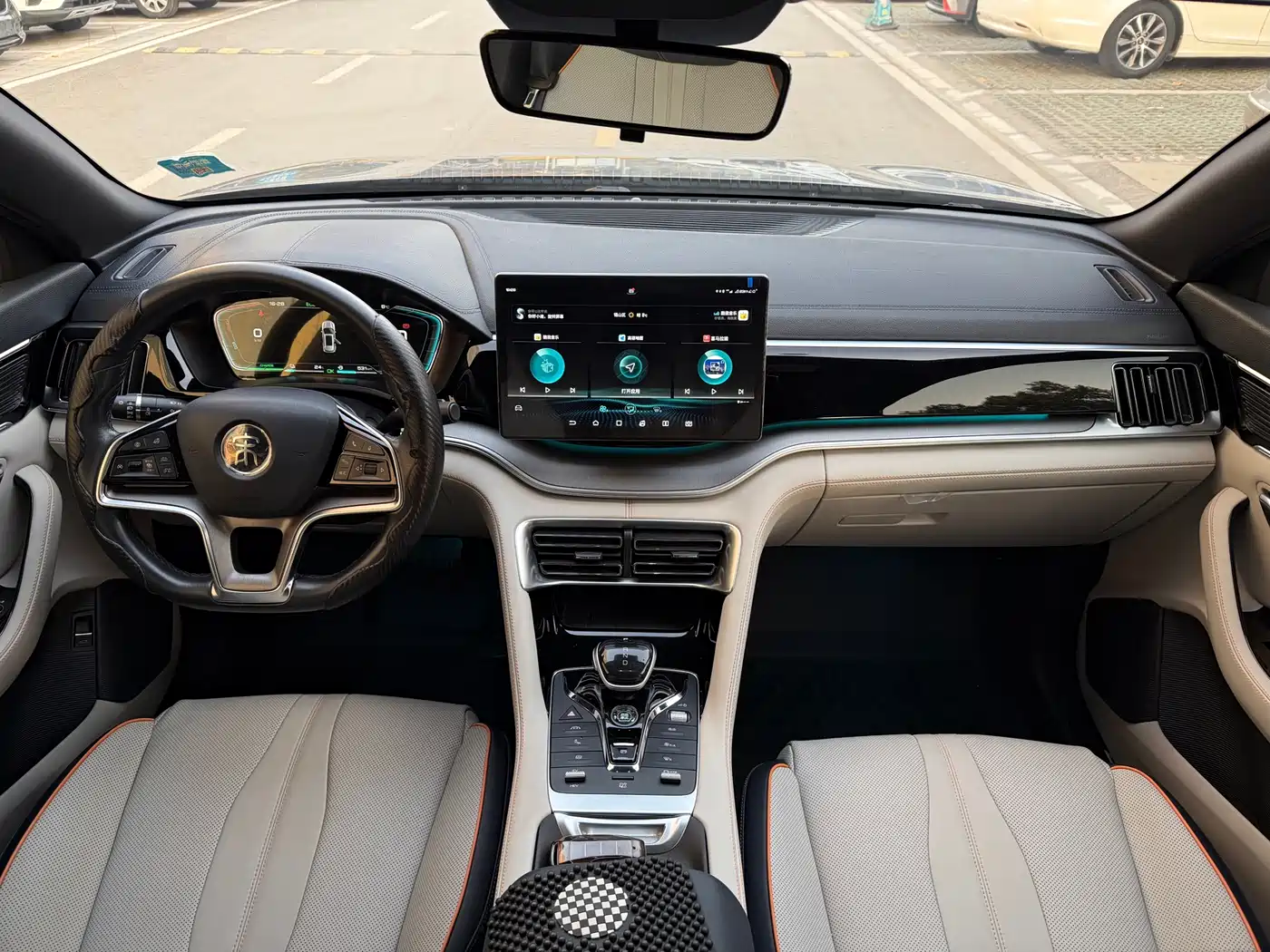 BYD Song PLUS PHEV 2021 DM-i 51KM Honor фото 4