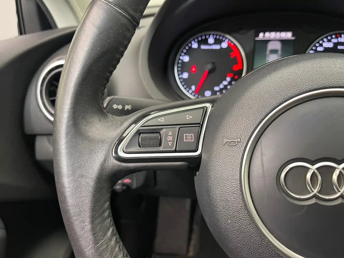 Audi A3 2015 Sportback 35 TFSI Millionth Anniversary Comfort Enjoyment Type фото 20