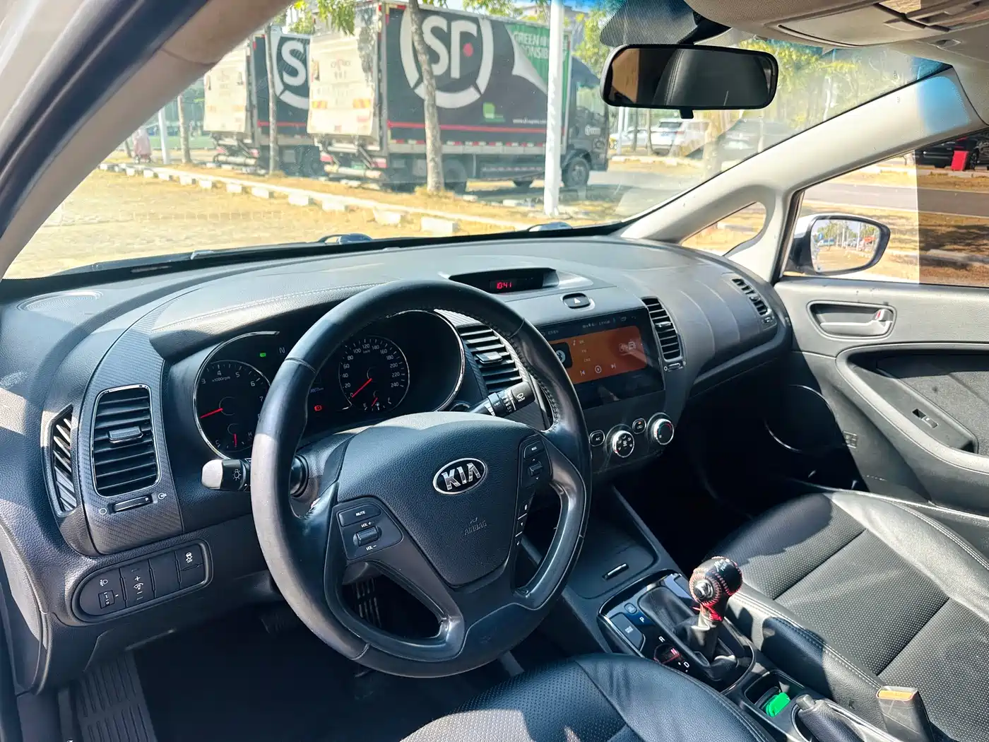 Kia K3 2016 1.6L Automatic GLS фото 15