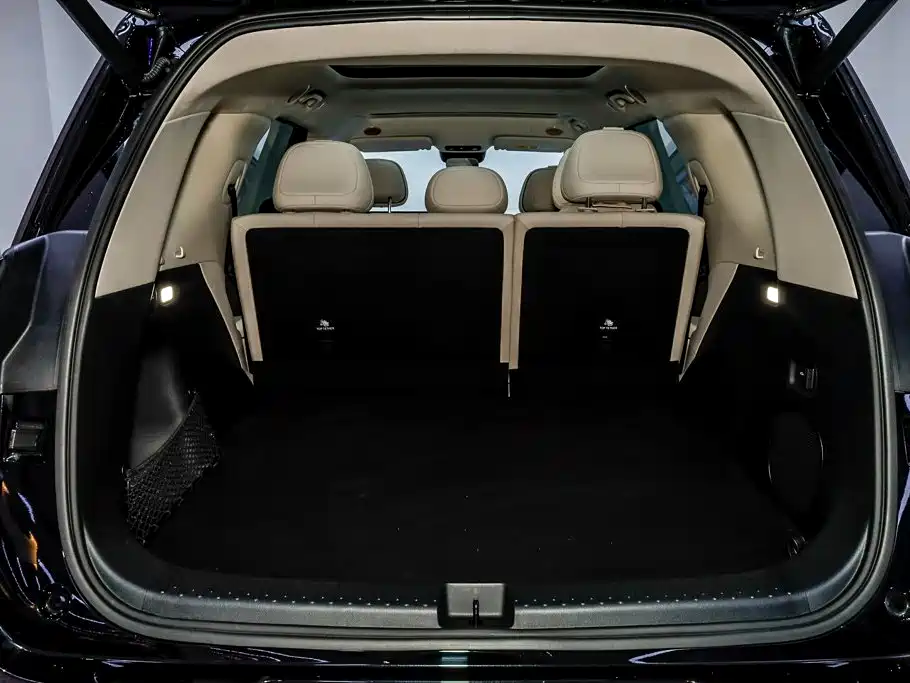 IM Motors IM LS8 2026 2026 Model Base Version 5-seater