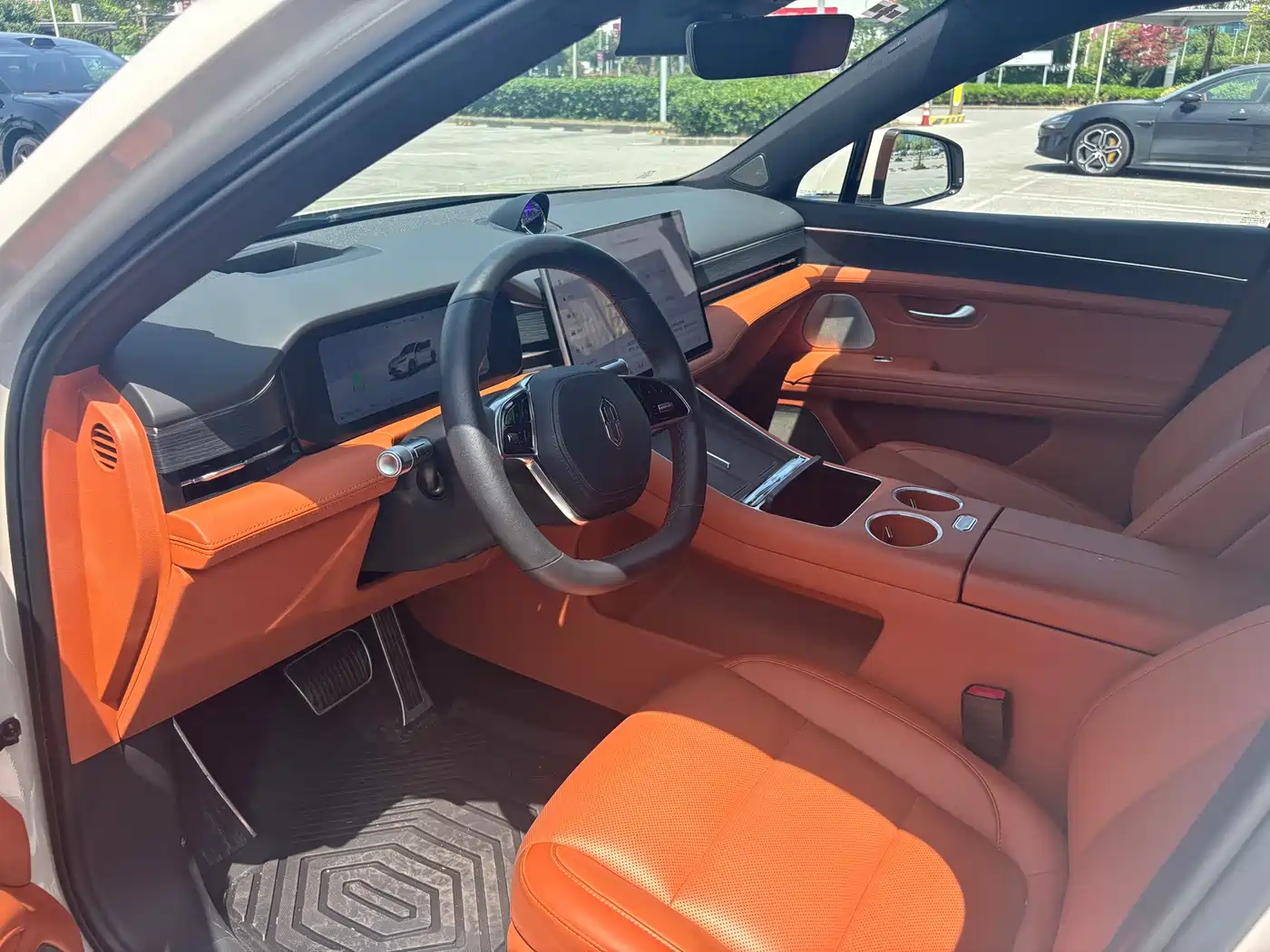 AITO Wenjie AITO M5 2025 Extended Range Ultra AWD фото 13