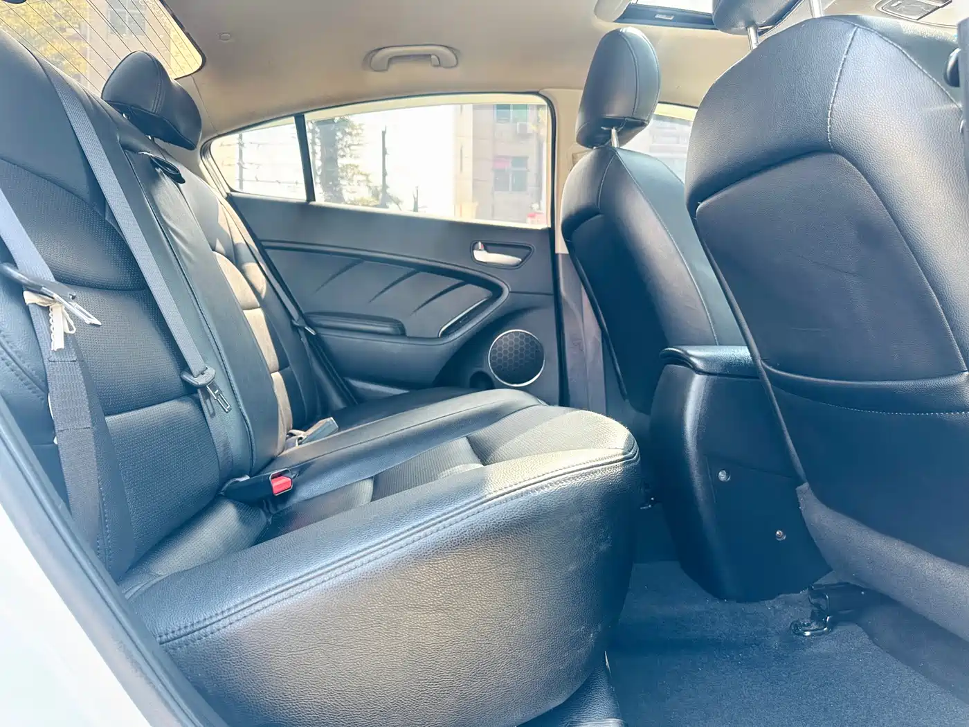 Kia K3 2016 1.6L Automatic GLS фото 13