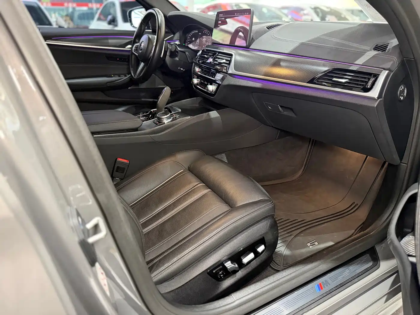 BMW 5 Series (Import) 2021 530i Style Edition M Sport Package фото 18