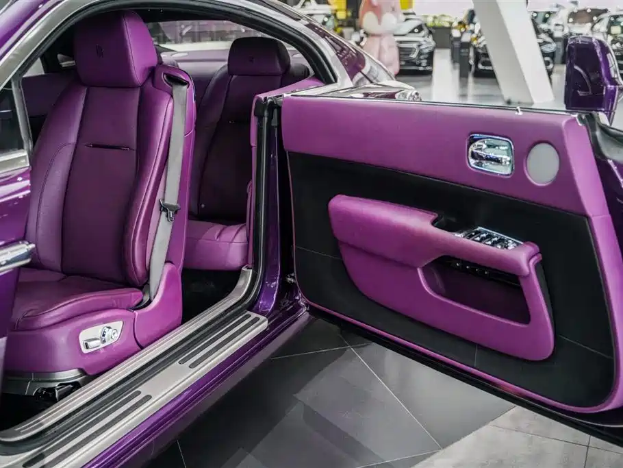 Rolls-Royce Wraith 2018 6.6T Standard фото 14