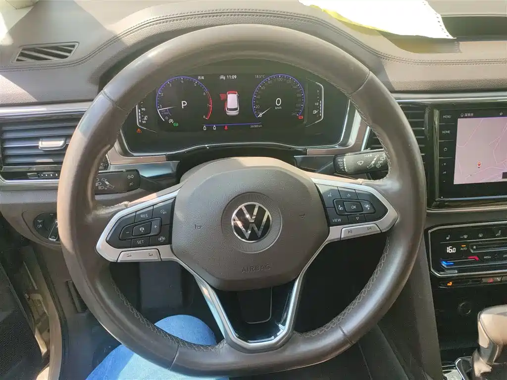 Volkswagen Viloran 2020 380TSI Premium фото 3