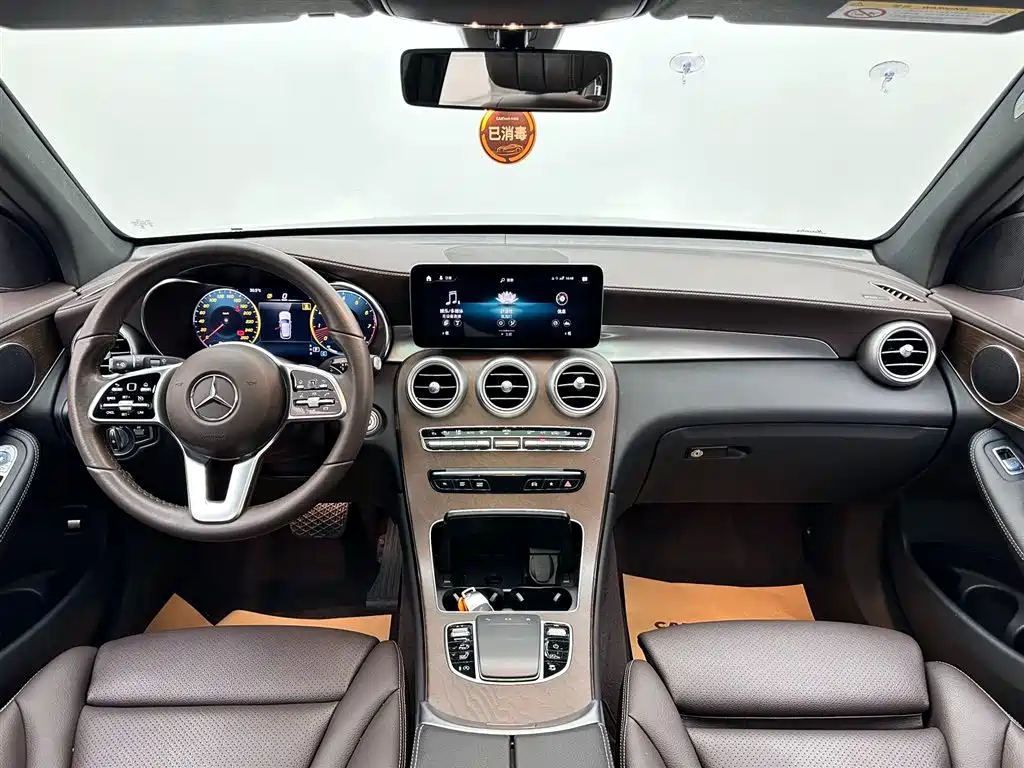 Mercedes-Benz GLC 2022 GLC 300 L 4MATIC Dynamic Collector's Edition фото 10