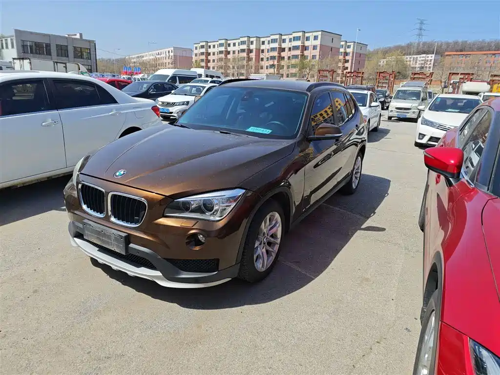 BMW X1 2014 sDrive18i Leading Edition