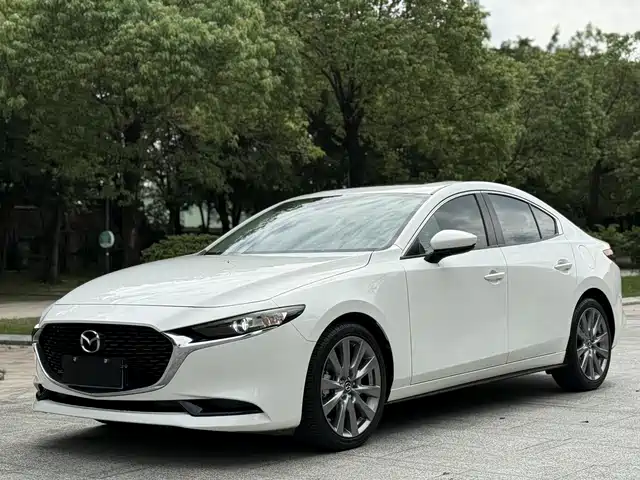 Mazda 3 Axela 2020 2.0L Automatic Zhi Ya Edition