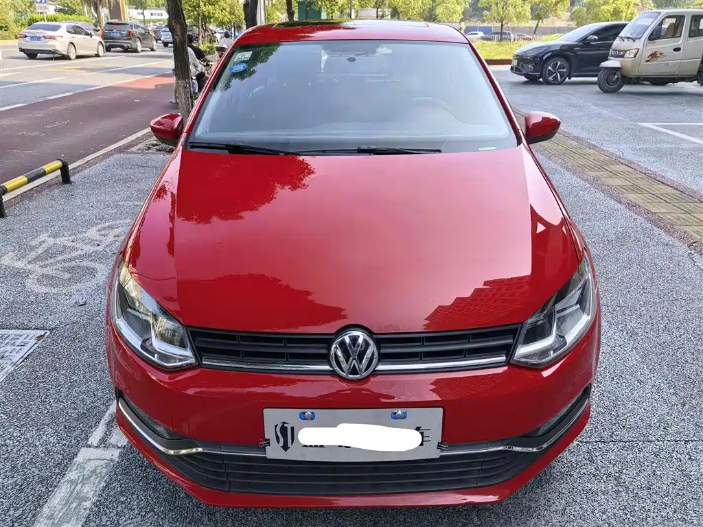 Volkswagen Polo 2016 1.6L Automatic Comfort фото 20