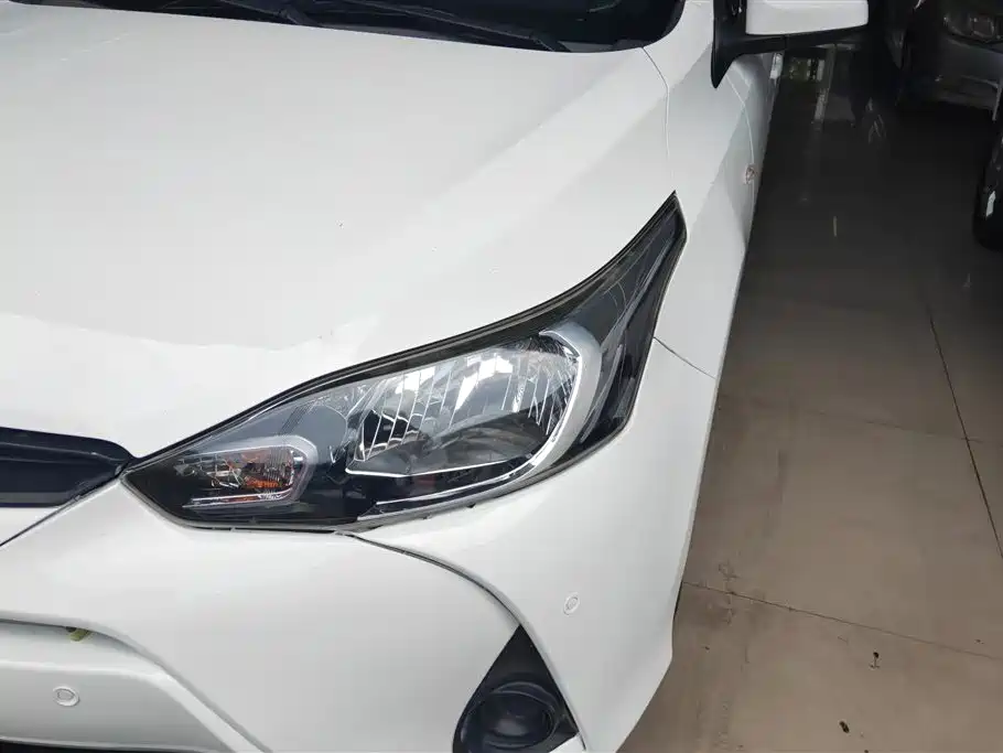 TOYOTA YARIS L TO ENJOY