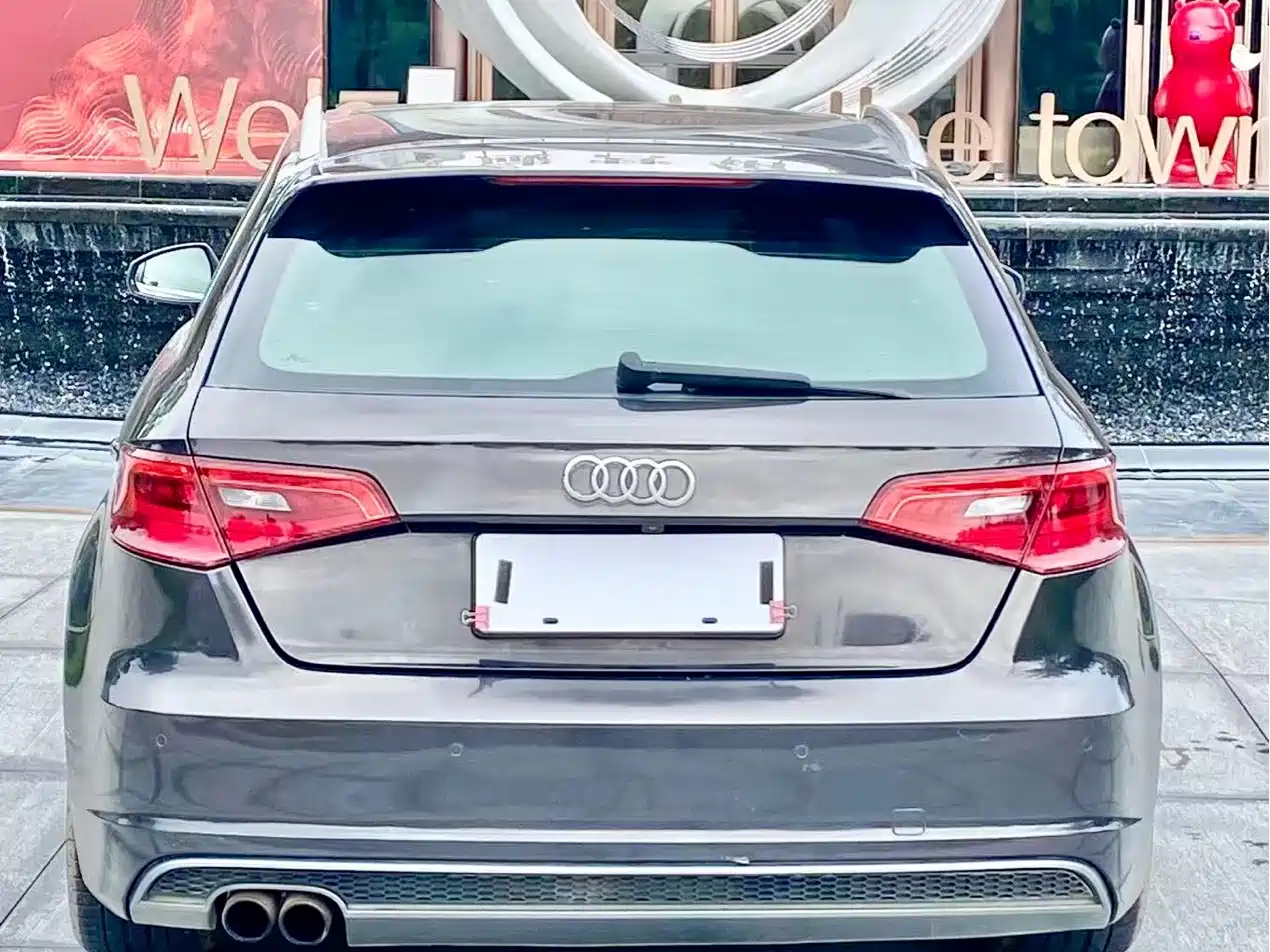 Audi A3 (Import) 2015 2014 Sportback 40 TFSI S line Comfort
