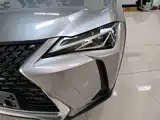 Photo 24 - Lexus UX