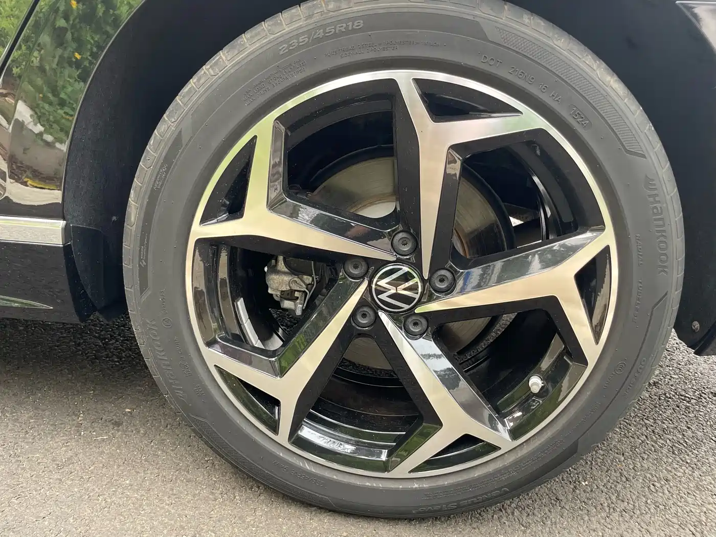 Volkswagen Magotan 2024 2 Million Units Public Sharing Edition 330TSI DSG Luxury фото 18