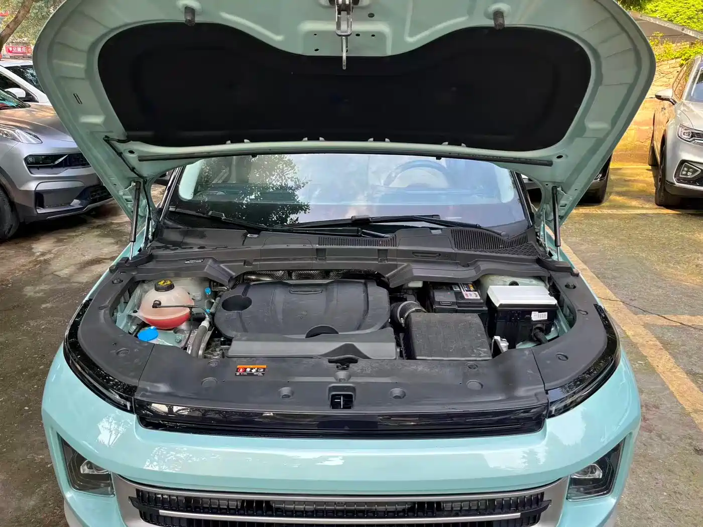 GEELY AUTOMOBILE GEELY ICON