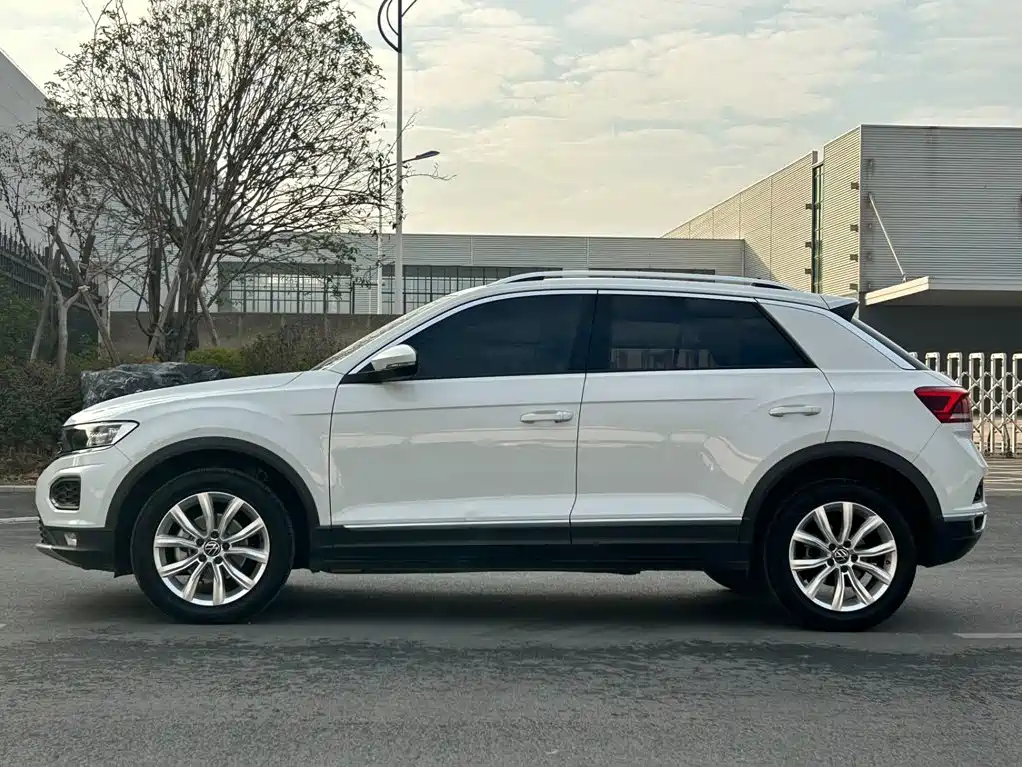 Volkswagen T-Roc, миниатюра 7