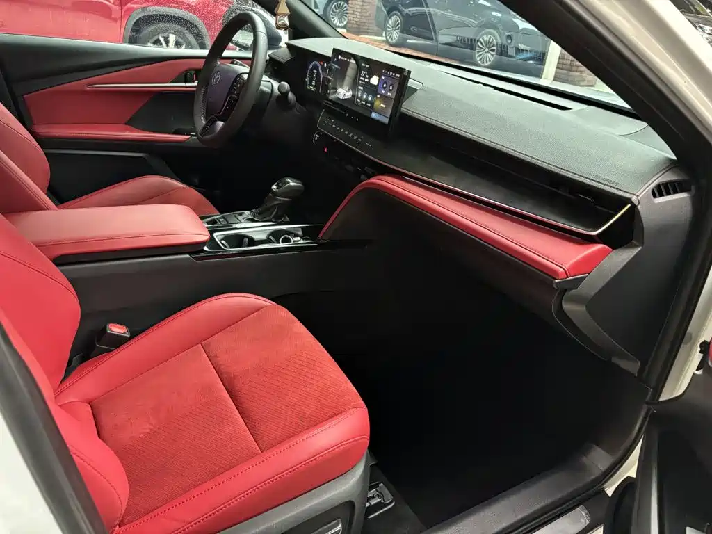 Toyota Camry 2024 2024 Model Dual Hybrid 2.0HXS Sport Plus Edition