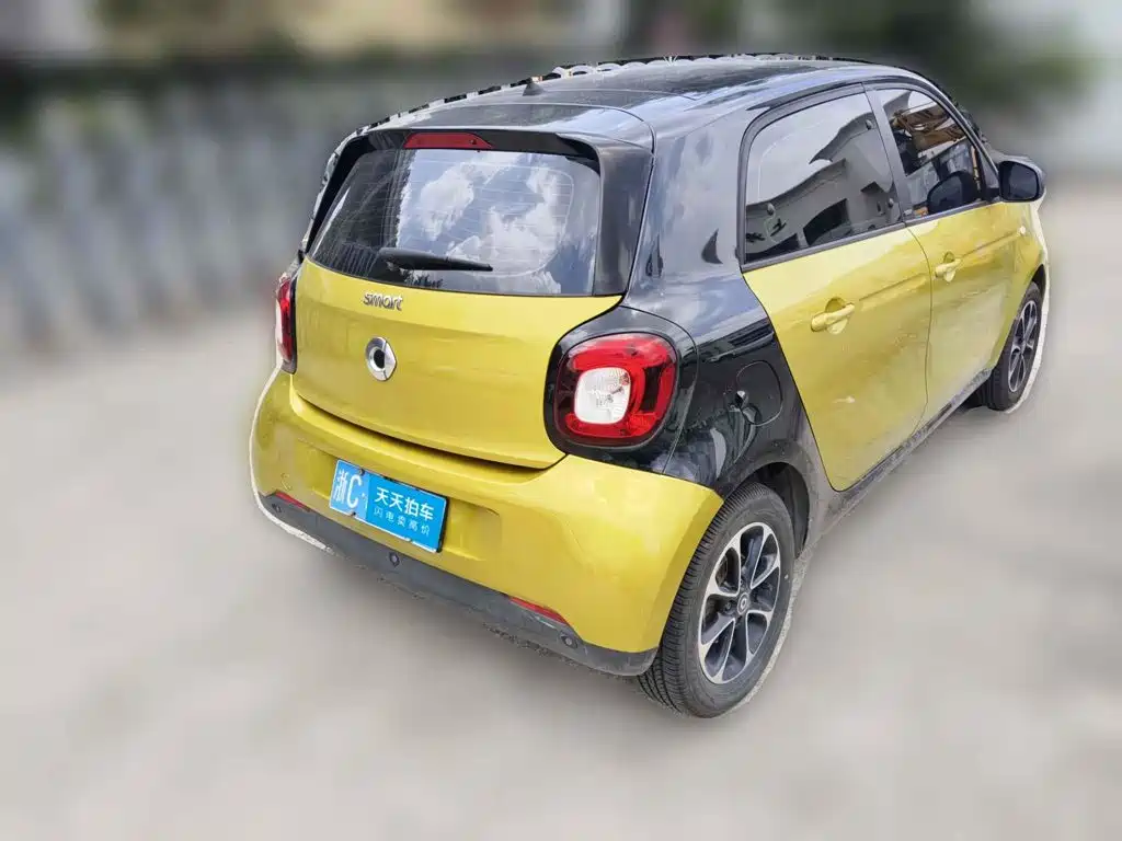 smart forfour 2017 2016 1.0L 52kW Passion Edition