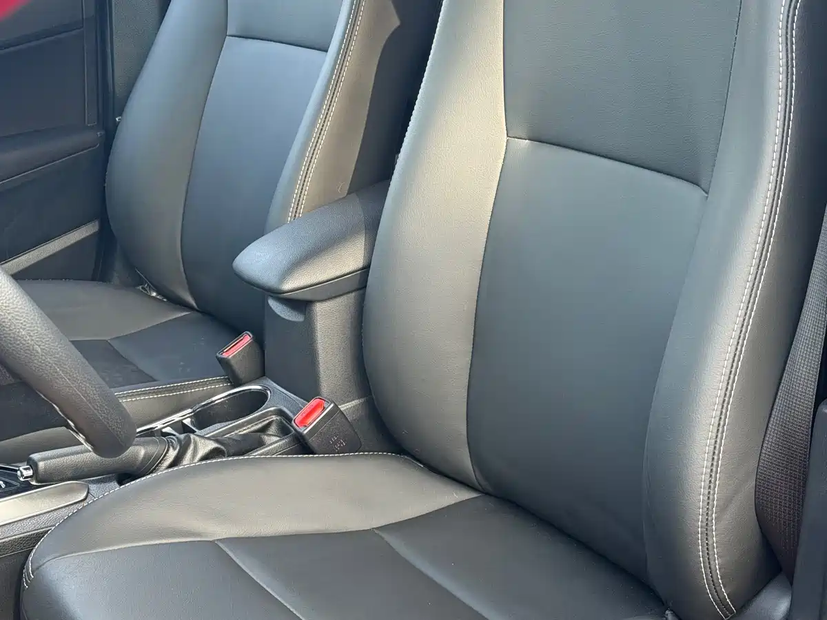 Toyota Corolla 2017 Facelift 1.2T S-CVT GL фото 10