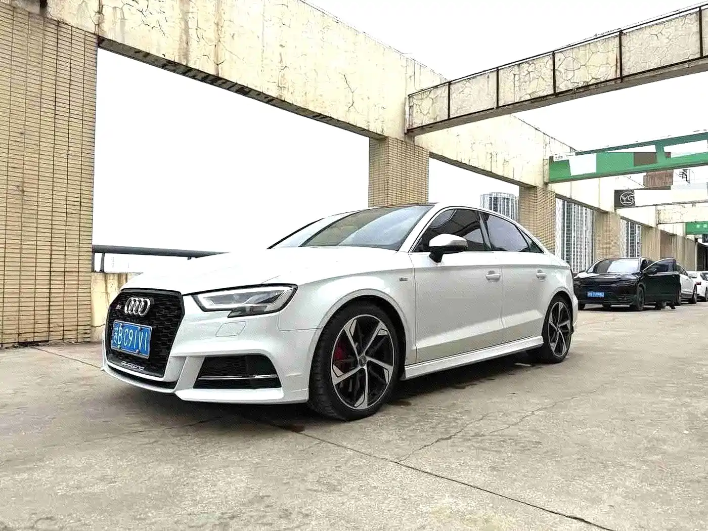 Audi S3 2018 2017 Facelift S3 2.0T Limousine