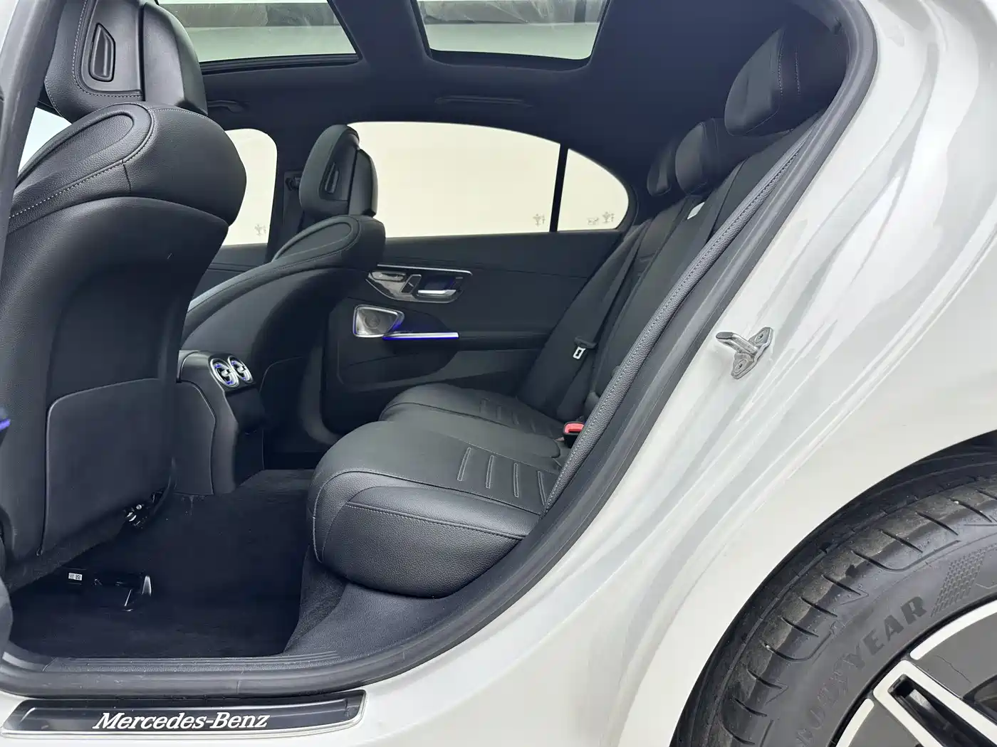 Mercedes-Benz C-Class 2023 C 260 L Night Edition Sport фото 4
