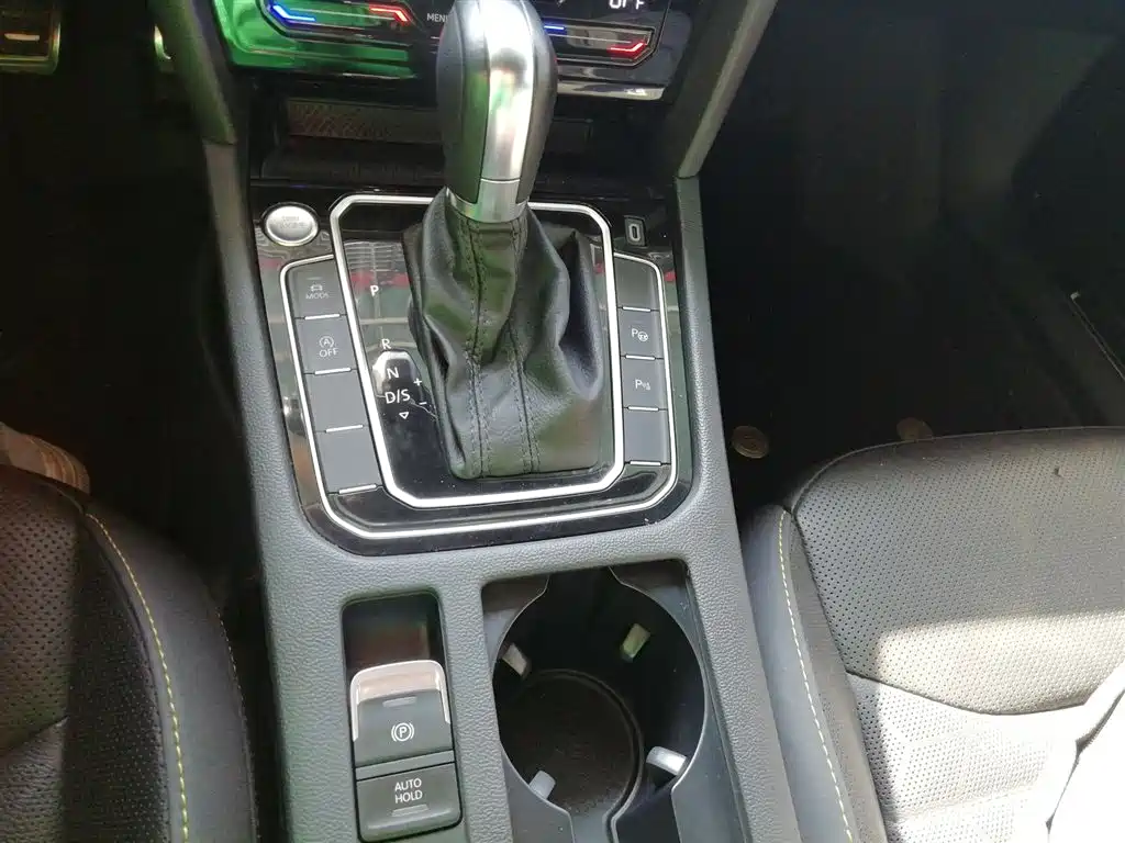 Volkswagen FAW-Volkswagen CC 2021 380TSI Eye-catching Edition фото 6