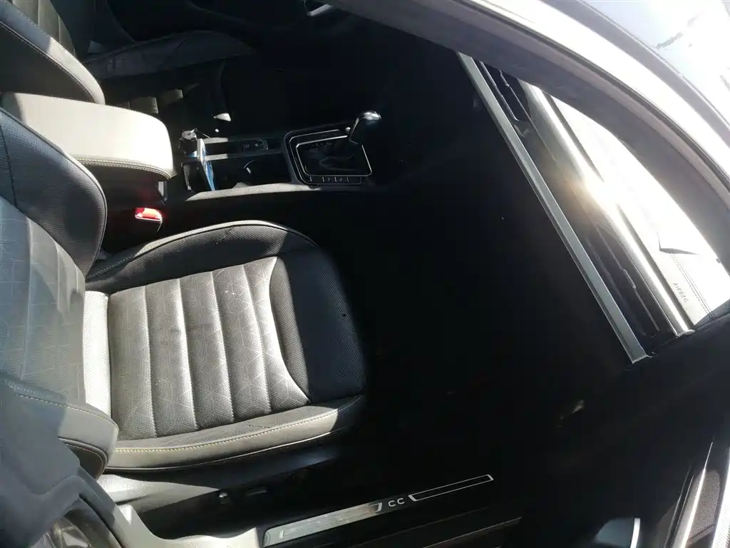Volkswagen FAW-Volkswagen CC 2021 380TSI Eye-catching Edition фото 17
