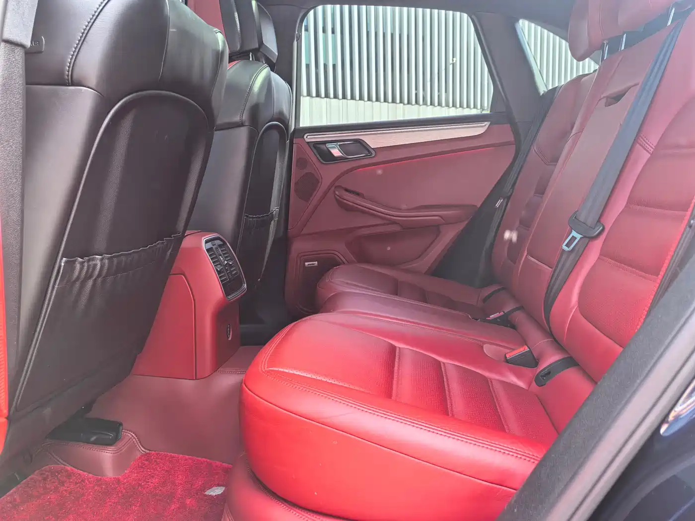 Porsche Macan 2017 Macan Turbo 3.6T фото 7