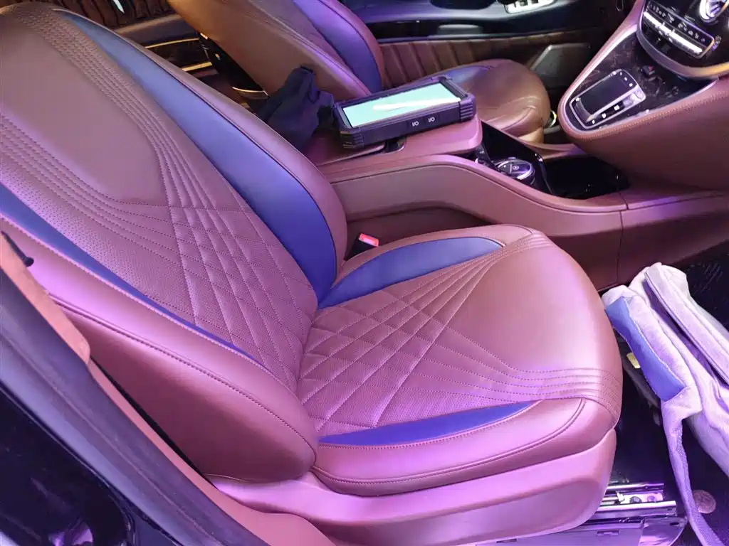 Mercedes-Benz Vito 2021 2.0T Business Edition 7-seater фото 16