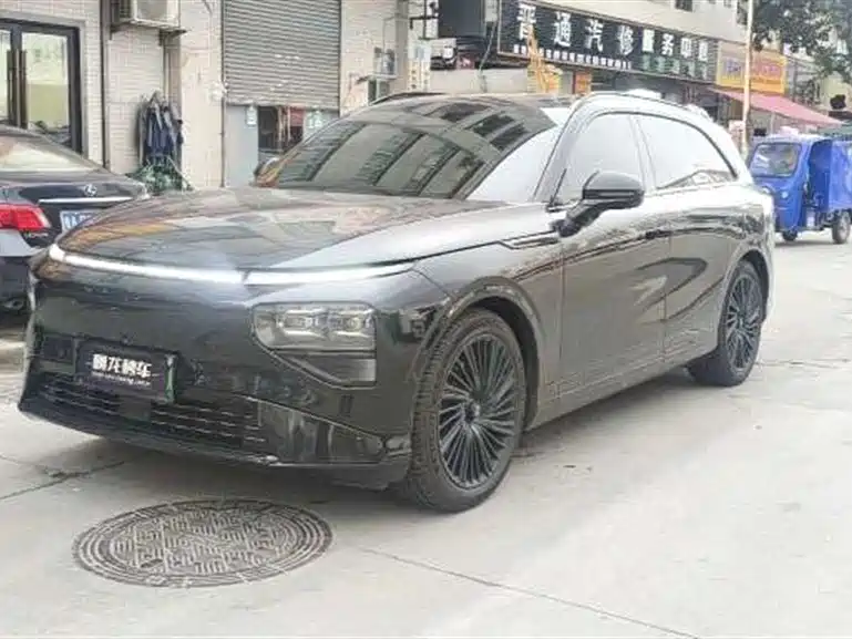 XPeng G9 2025