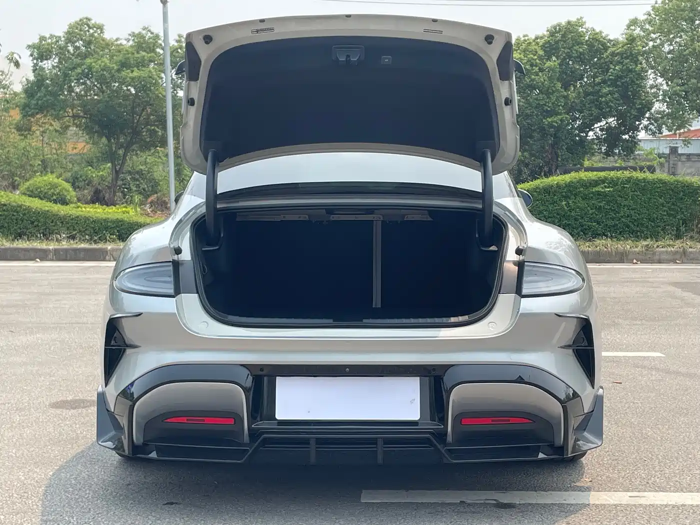 XIAOMI CAR XIAOMI SU7