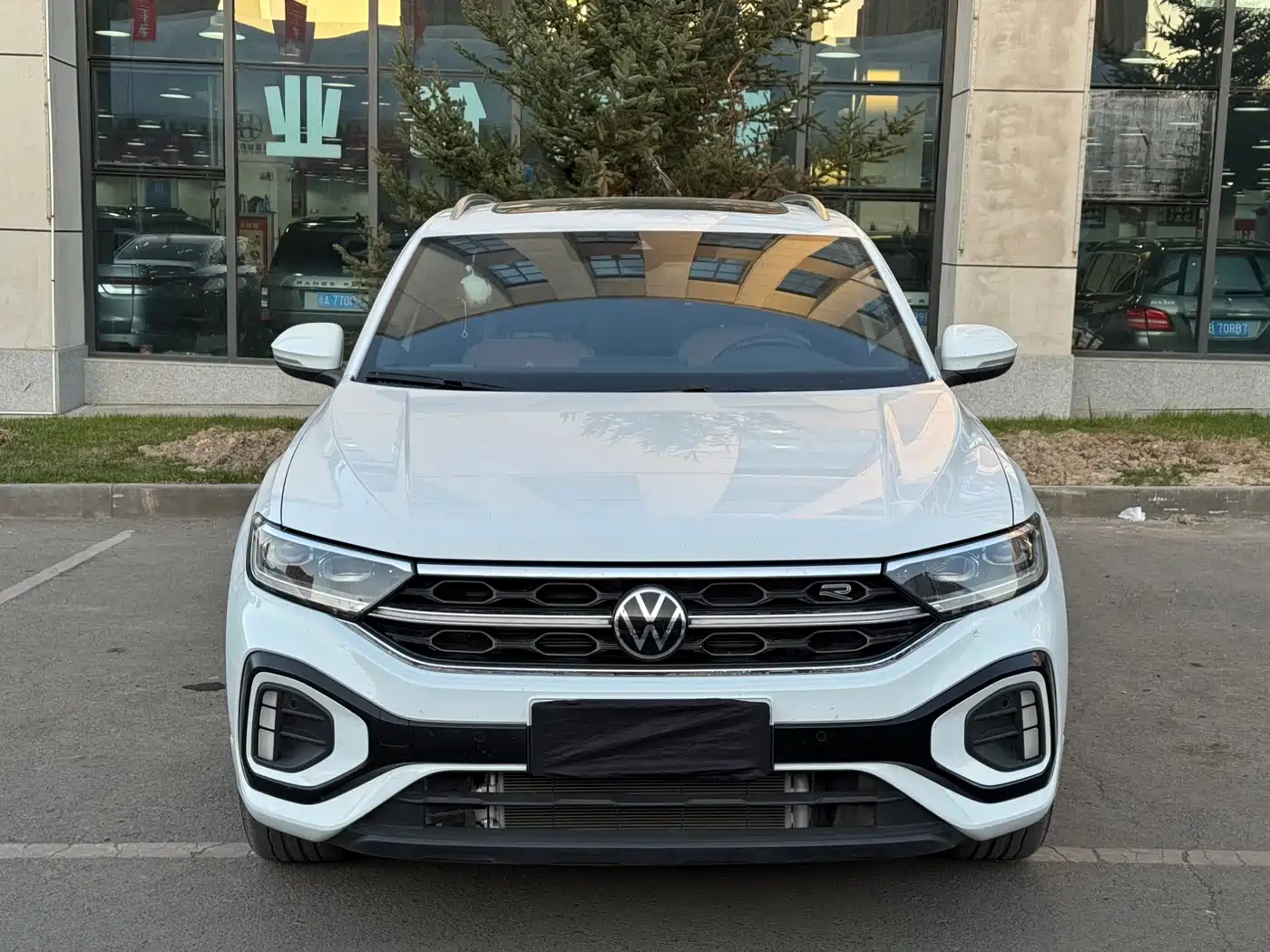 VOLKSWAGEN T ROC EXPLORING SONGS