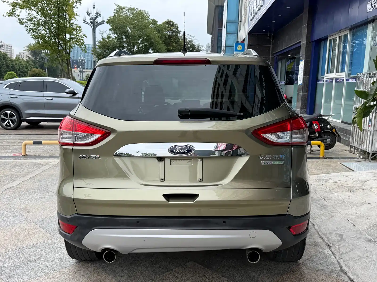 Фото 6 - Ford Kuga