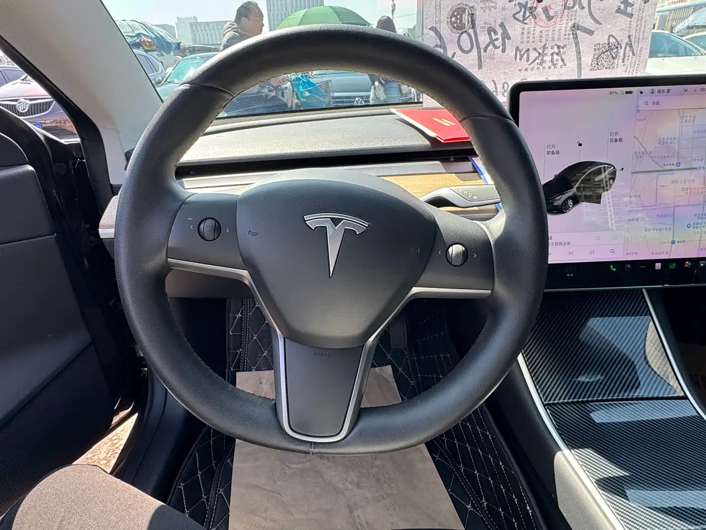 TESLA MODEL 3