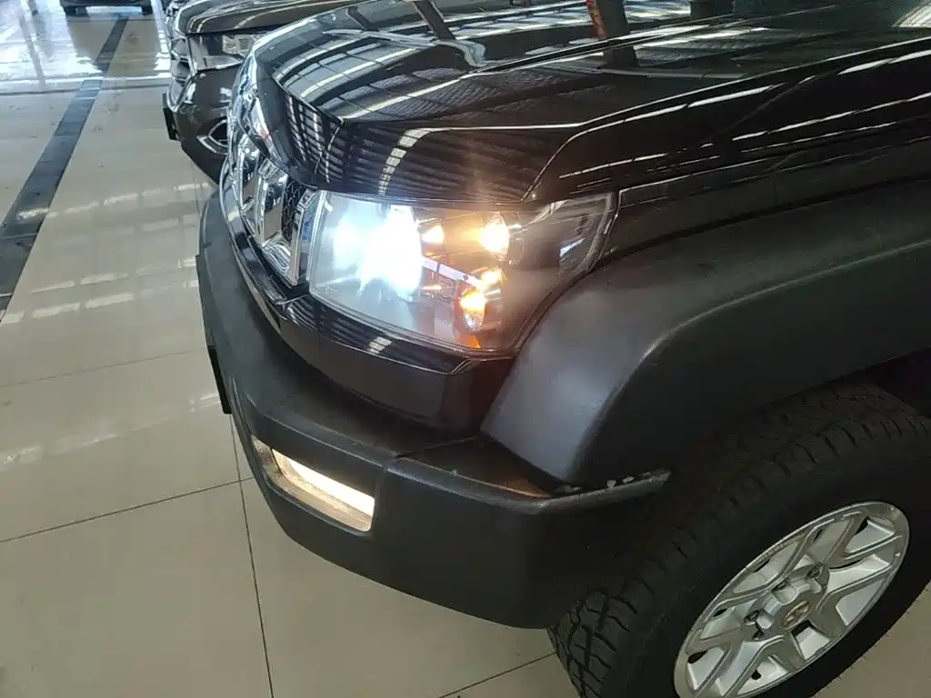 BAIC ORV Beijing Offroad BJ40 2016 2016 Model 40L 2.0T Manual 4WD Premium