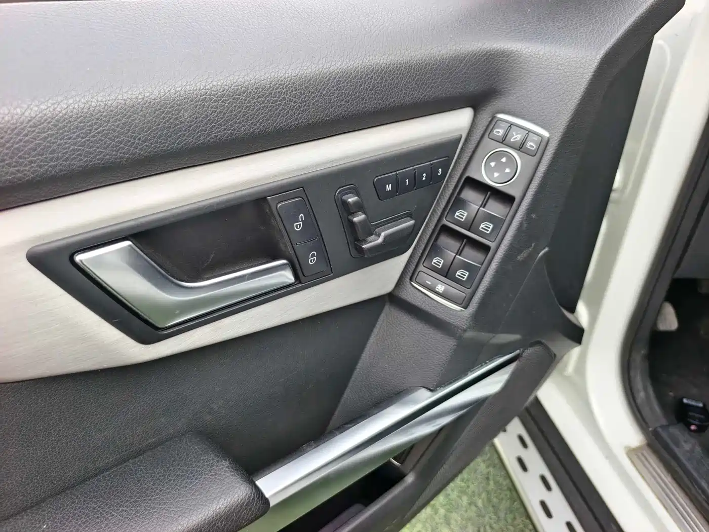 Mercedes-Benz GLK-Class 2013 GLK 300 4MATIC Fashion фото 9