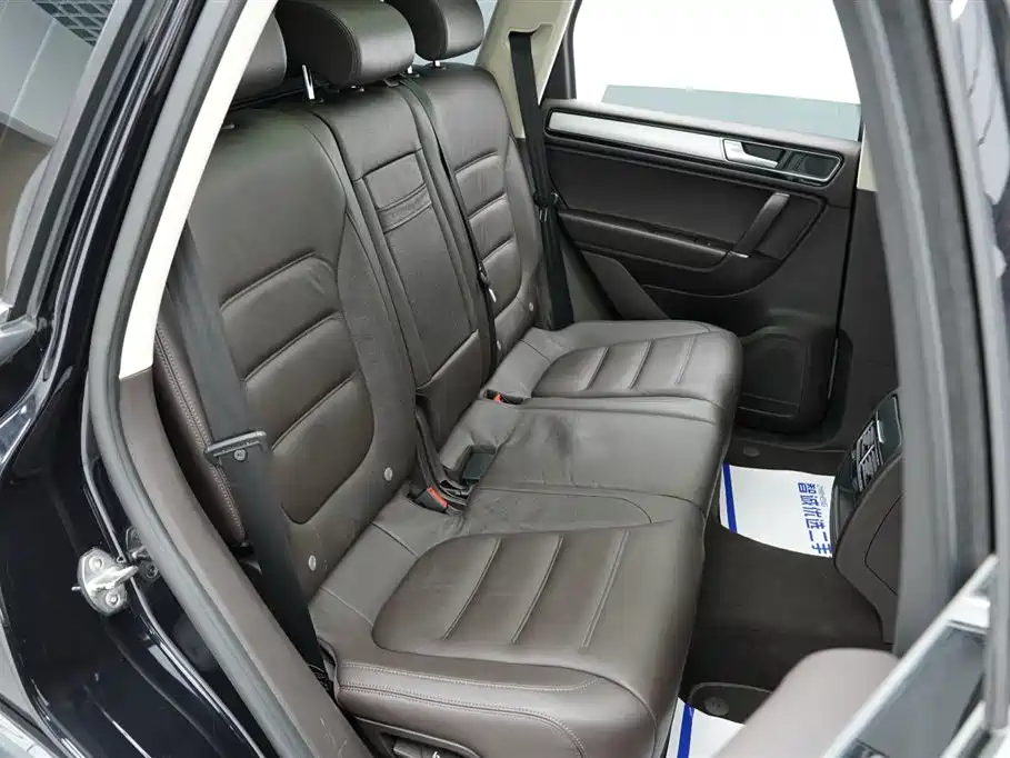Volkswagen Touareg 2017 3.0TSI Explorer Edition фото 24