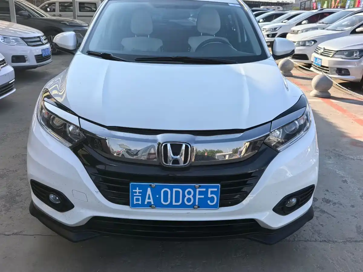 Photo 2 - Honda Vezel