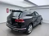 Фото 7 - Volkswagen Touareg