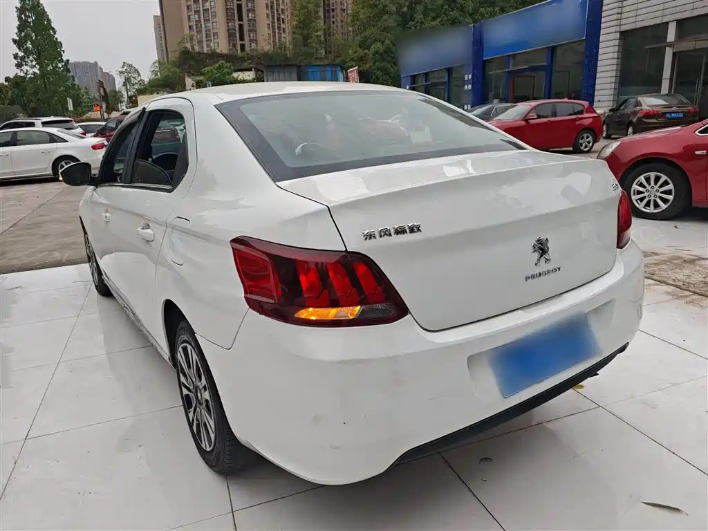 Peugeot 301 2018 1.6L Manual Comfort Edition фото 5