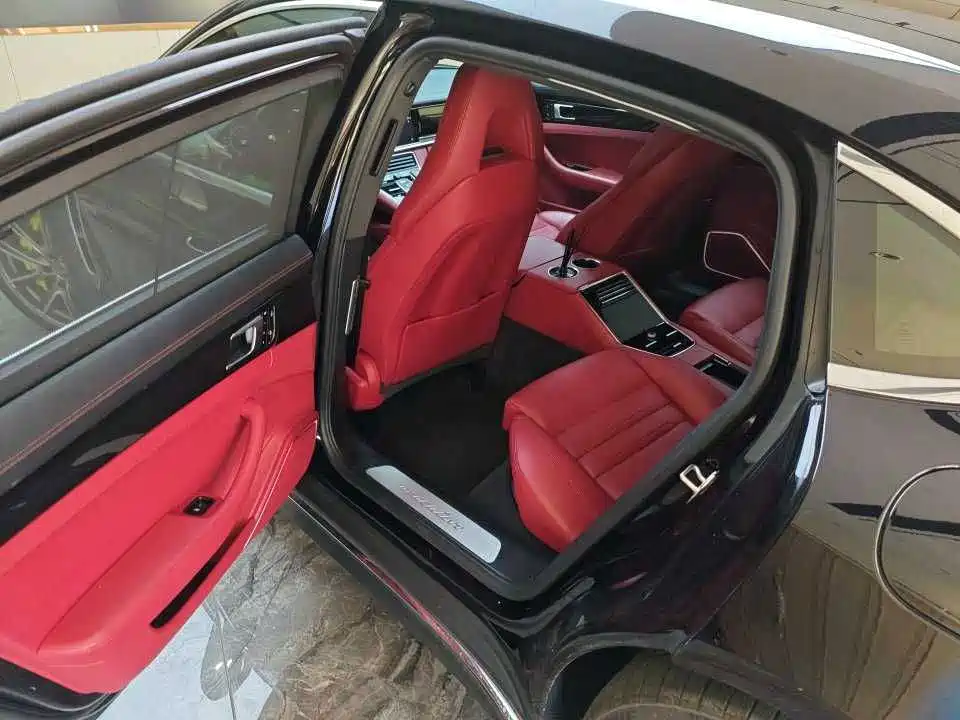 Фото 7 - Porsche Panamera New Energy