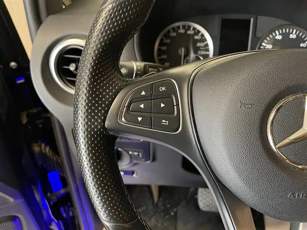 Mercedes-Benz Vito 2016 2.0T Business Edition фото 20