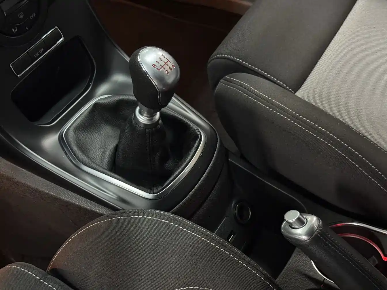 Ford Fiesta (Import) 2015 2013 1.6T ST