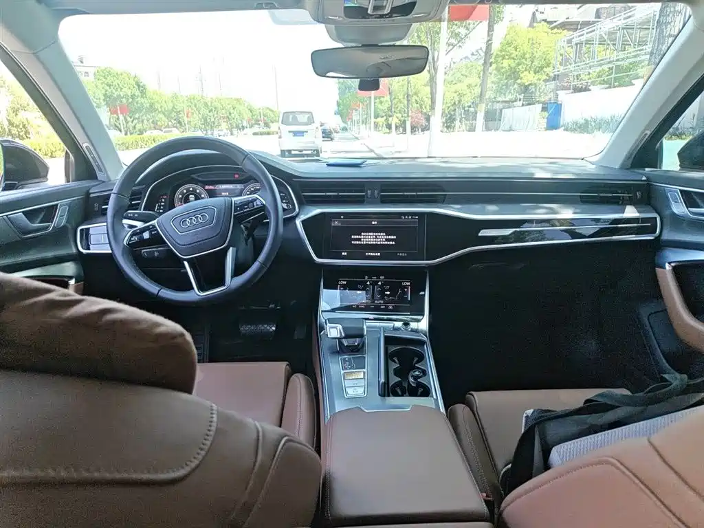 Audi A6L 2024 45 TFSI Premium Dynamic фото 6