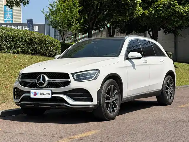 MERCEDES-BENZ GLC