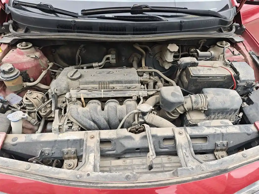 Hyundai Verna 2014 1.4L Manual Smart GLS фото 20