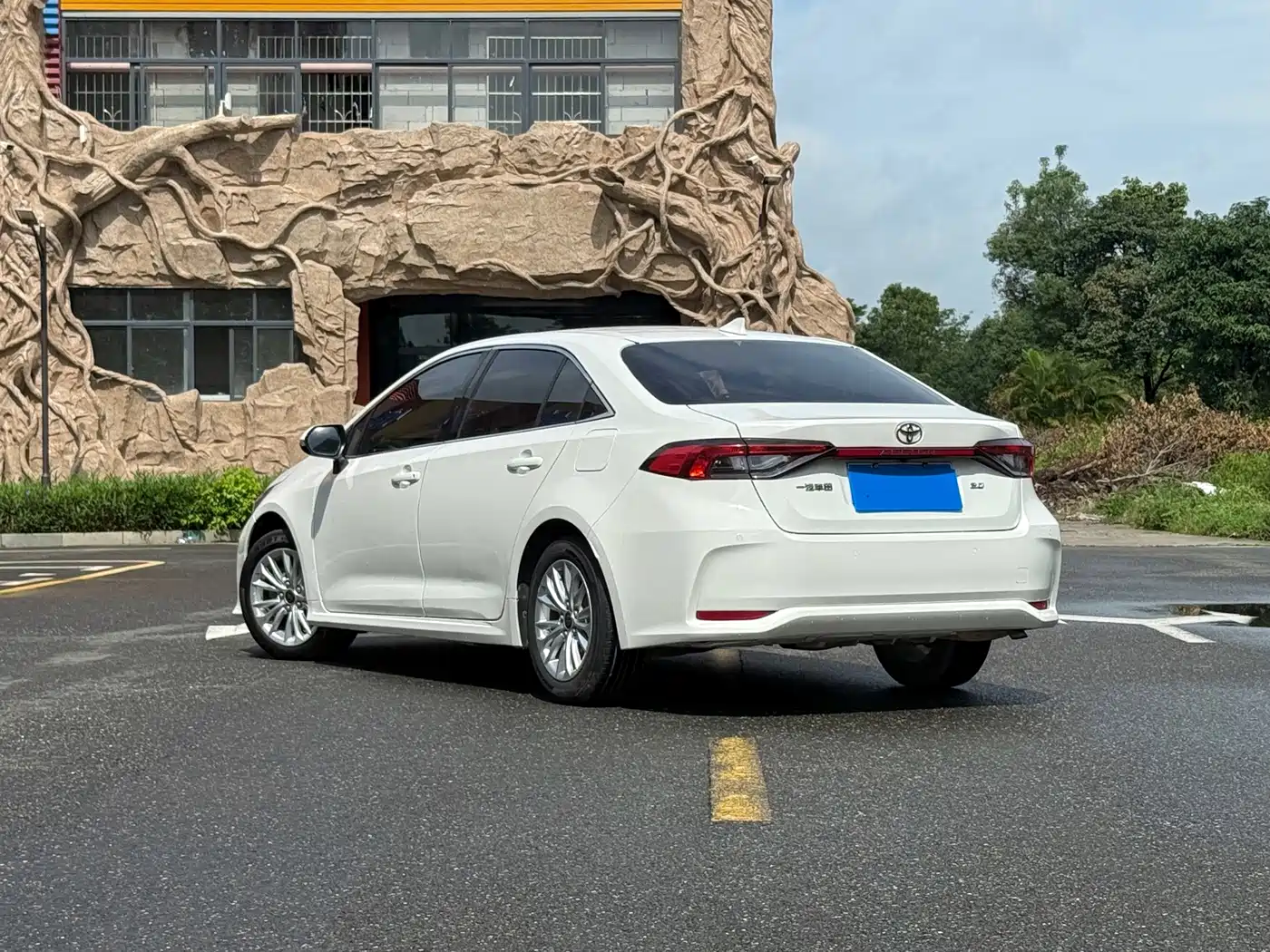 Toyota Allion 2023 2022 2.0L Pioneer Edition