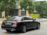 Photo 17 - Mercedes-Benz E-Class
