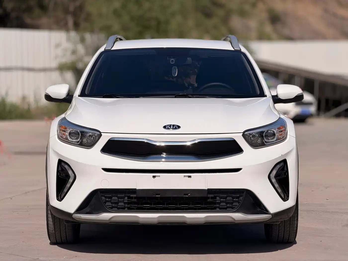 Фото 2 - Kia KX1